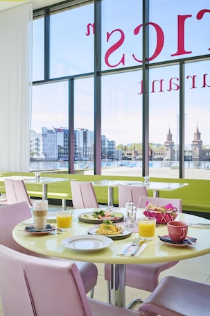 Ristorante. nhow Berlin