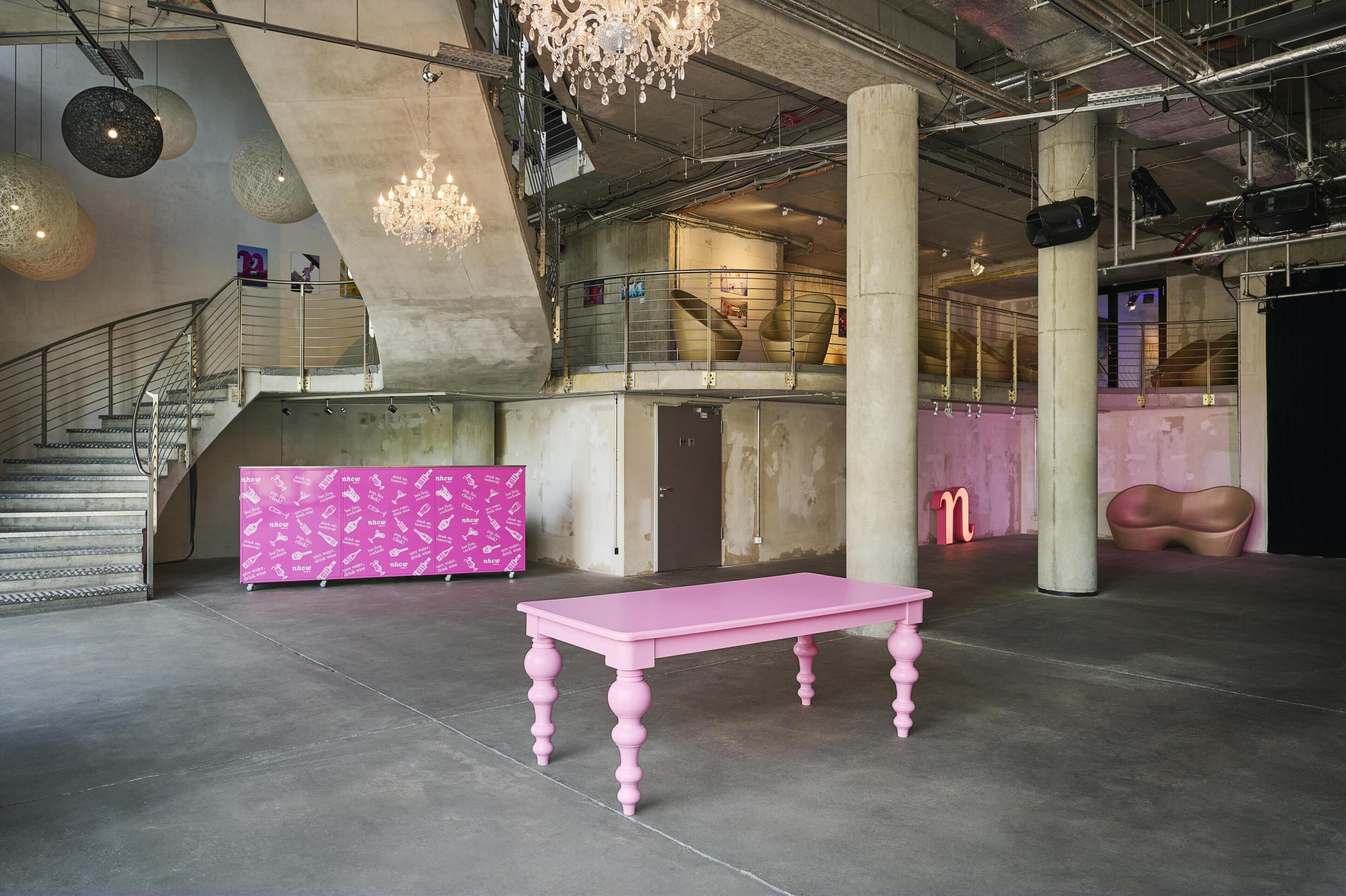 lunch, dinner served; modern european cuisine, al fresco dining