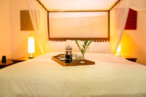 Comfort Double Room | Egyptian cotton sheets, premium bedding, down comforters, in-room safe