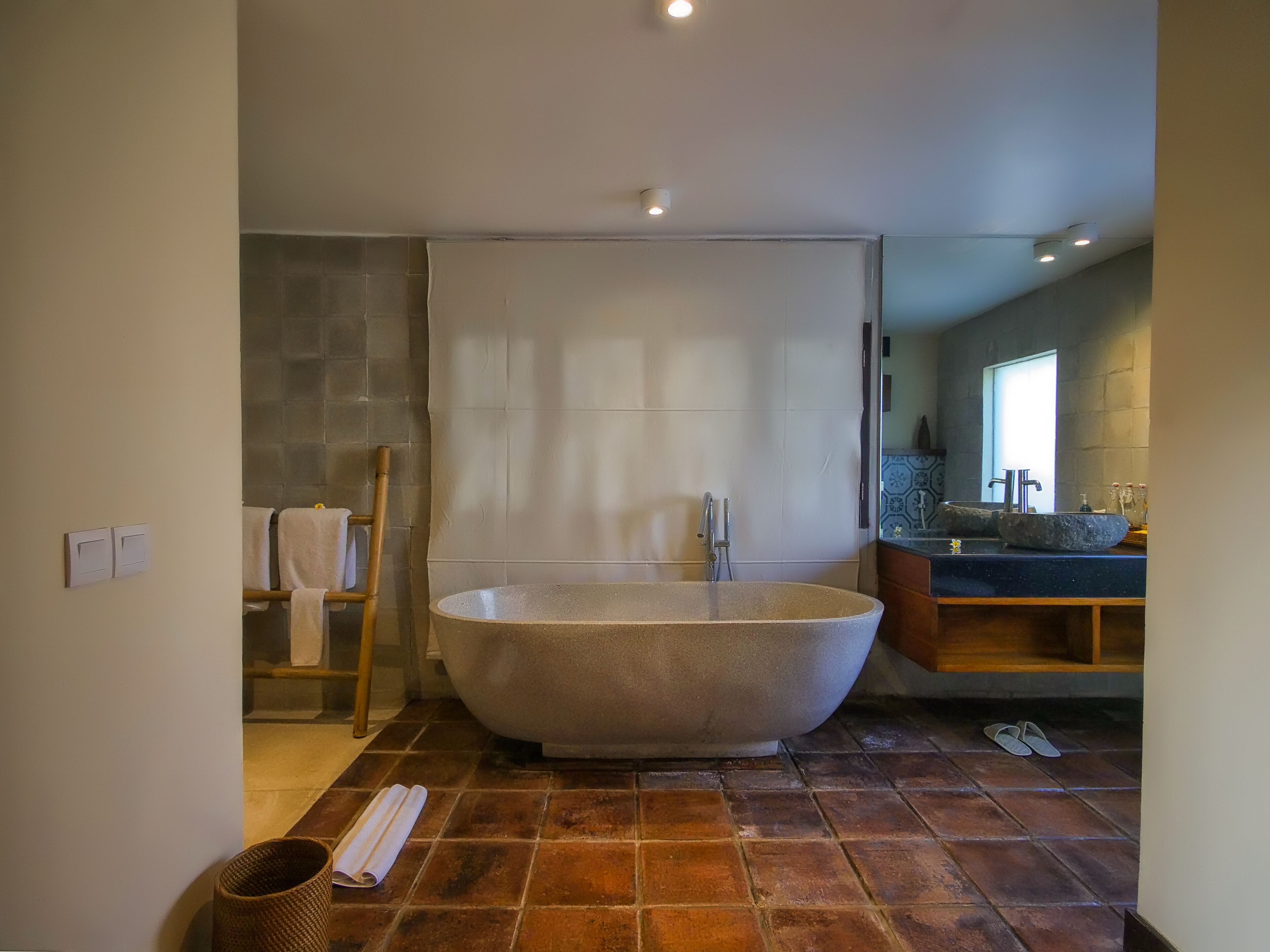 asta deluxe suite | bathroom | hair dryer, bathrobes, slippers, towels