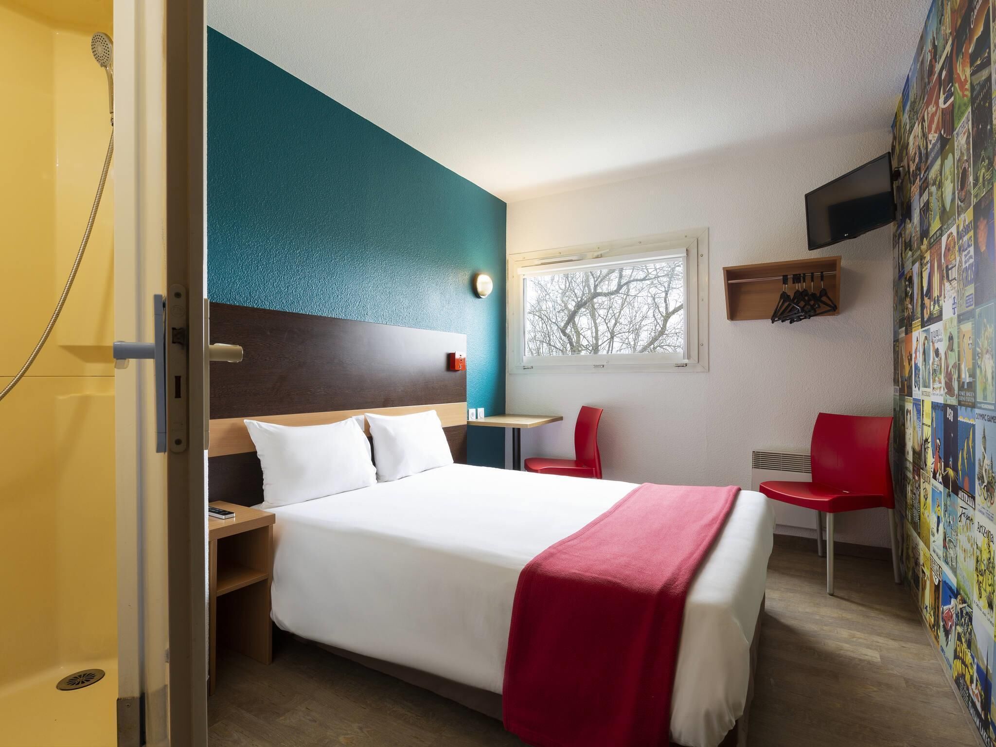 Room, 1 Double Bed (Cabrio) | Blackout drapes, free cribs/infant beds, free WiFi, bed sheets