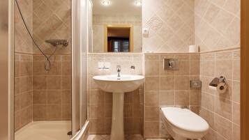 Free toiletries, hair dryer, towels