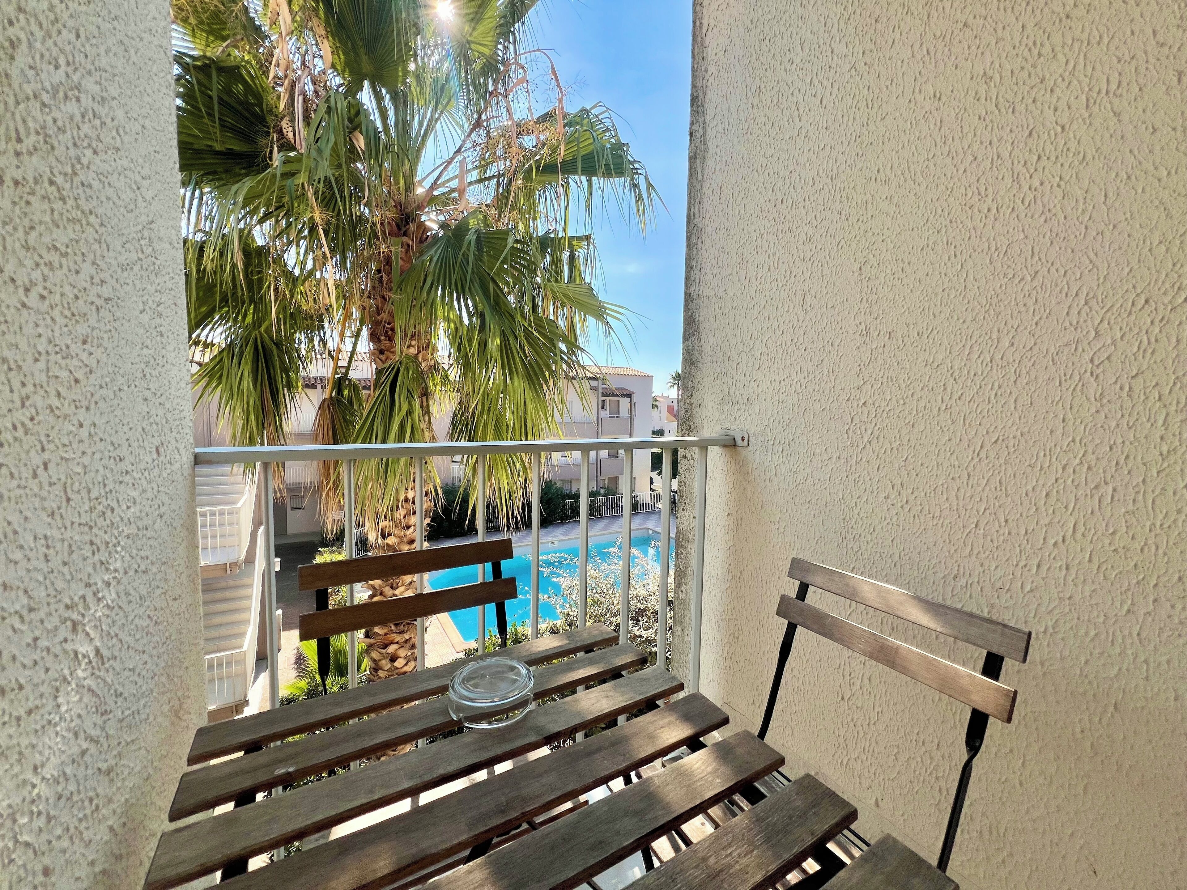 Dobbeltrom, balkong | Sengetøy av topp kvalitet, minibar, safe på rommet og skrivebord