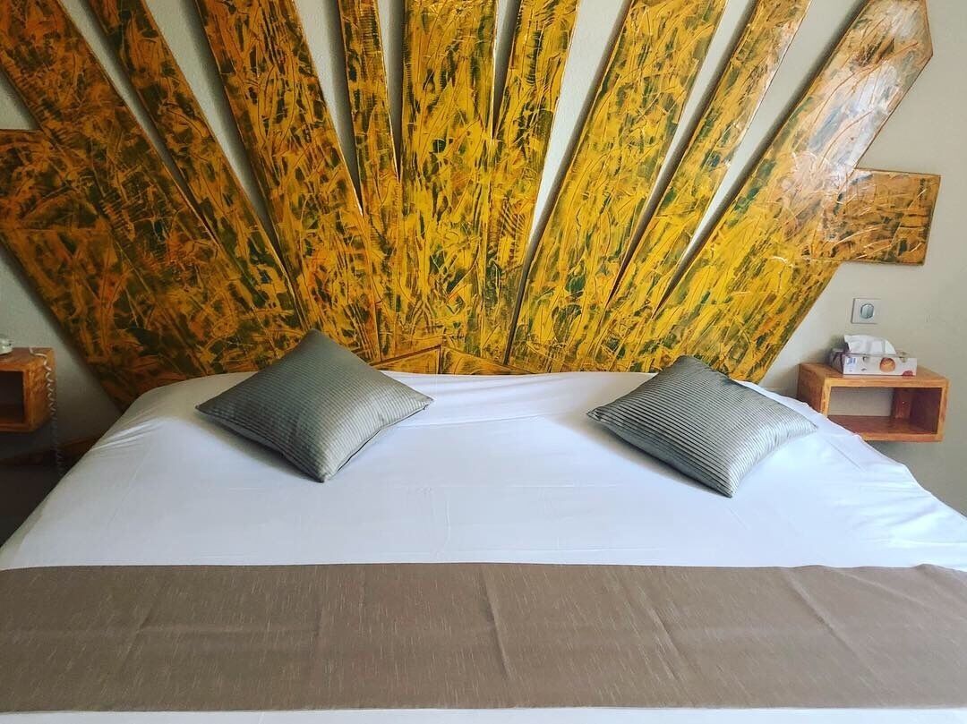 double room, 1 king bed | premium bedding, minibar, in-room safe, desk