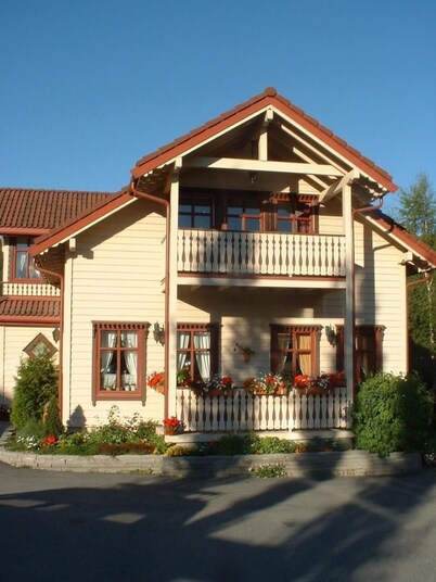 Eikum Hotell