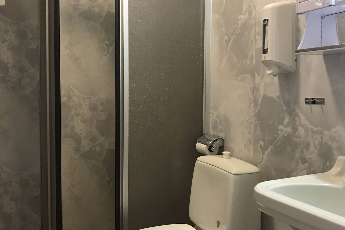 single room | bathroom | hair dryer, towels