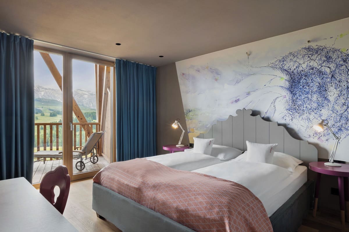 Panoramic Suite (Suite "Feathers") | 1 bilik tidur, peralatan tempat tidur hipoalergenik
