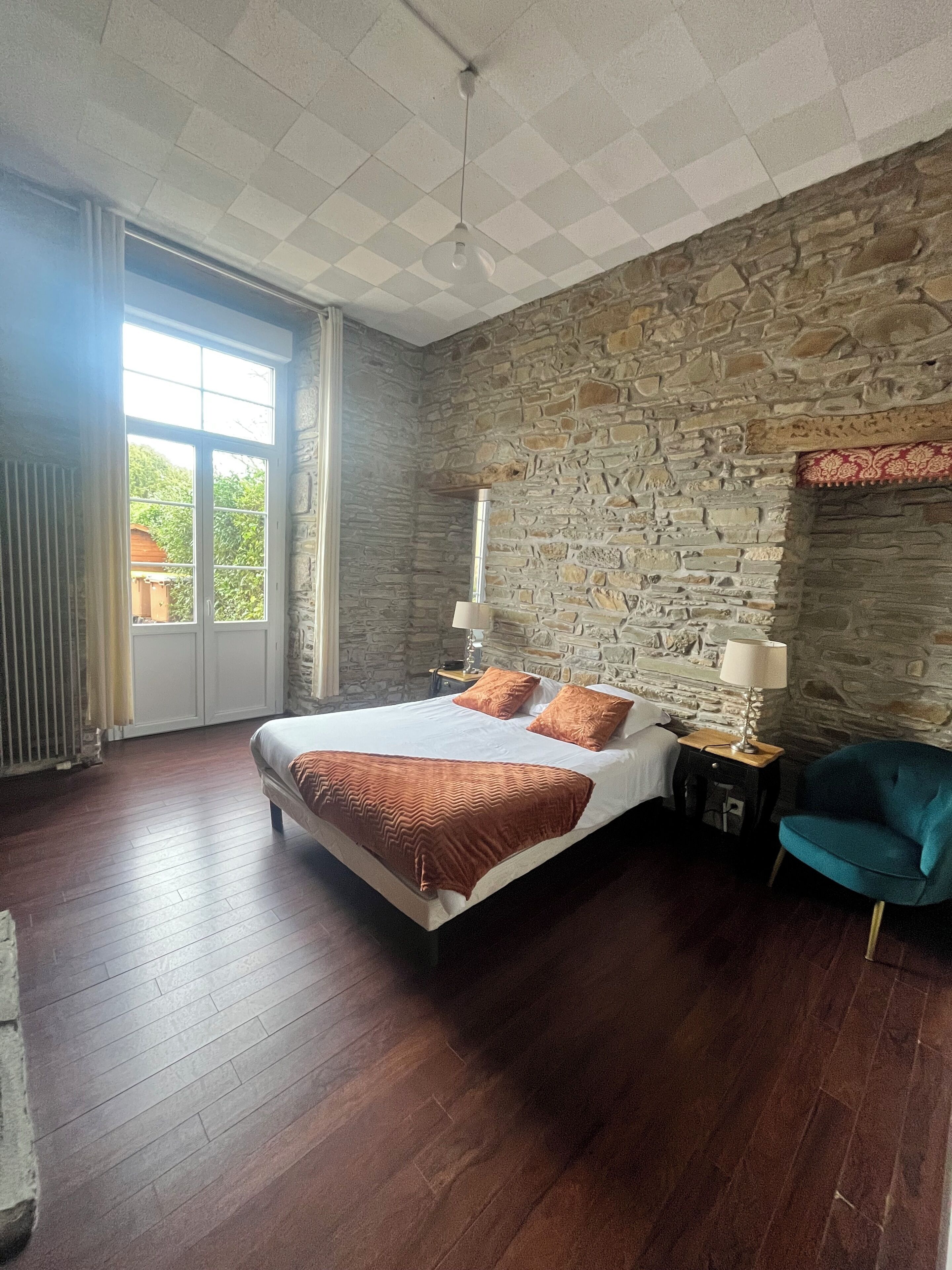 Superior Room | Soundproofing, iron/ironing board, free cots/infant beds, free WiFi