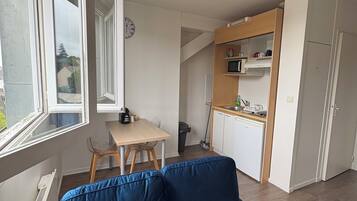 Studio | Living area
