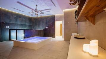 Sauna, Whirlpool, Dampfbad, Türkisches Bad/Hamam, Körperbehandlungen