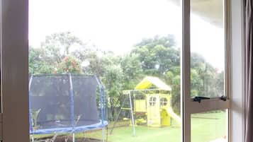 Children’s play area – outdoor