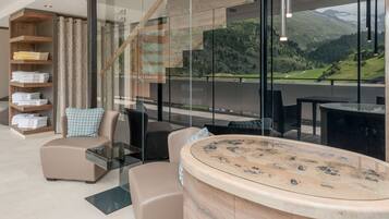 Sauna, Whirlpool, Dampfbad, Aromatherapie, Gesichtsbehandlungen