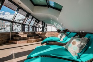 桑拿、热水浴缸、湿蒸房、芳香疗法、面部护理、按摩/护理室