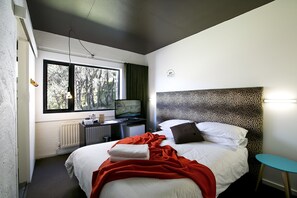 Double Room | Free cots/infant beds, free WiFi, bed sheets - Silverski (Falls Creek)