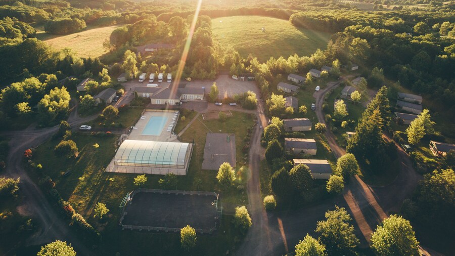 Terres de France - Les Hameaux de Miel