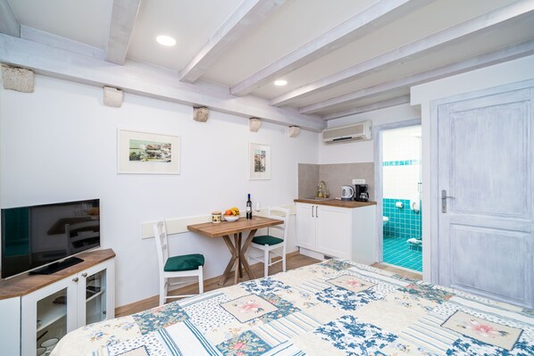 Habitació estàndard | Planxa i posts de planxar i wifi gratuïta