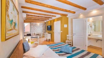 1 habitación y caja de seguridad en la habitación