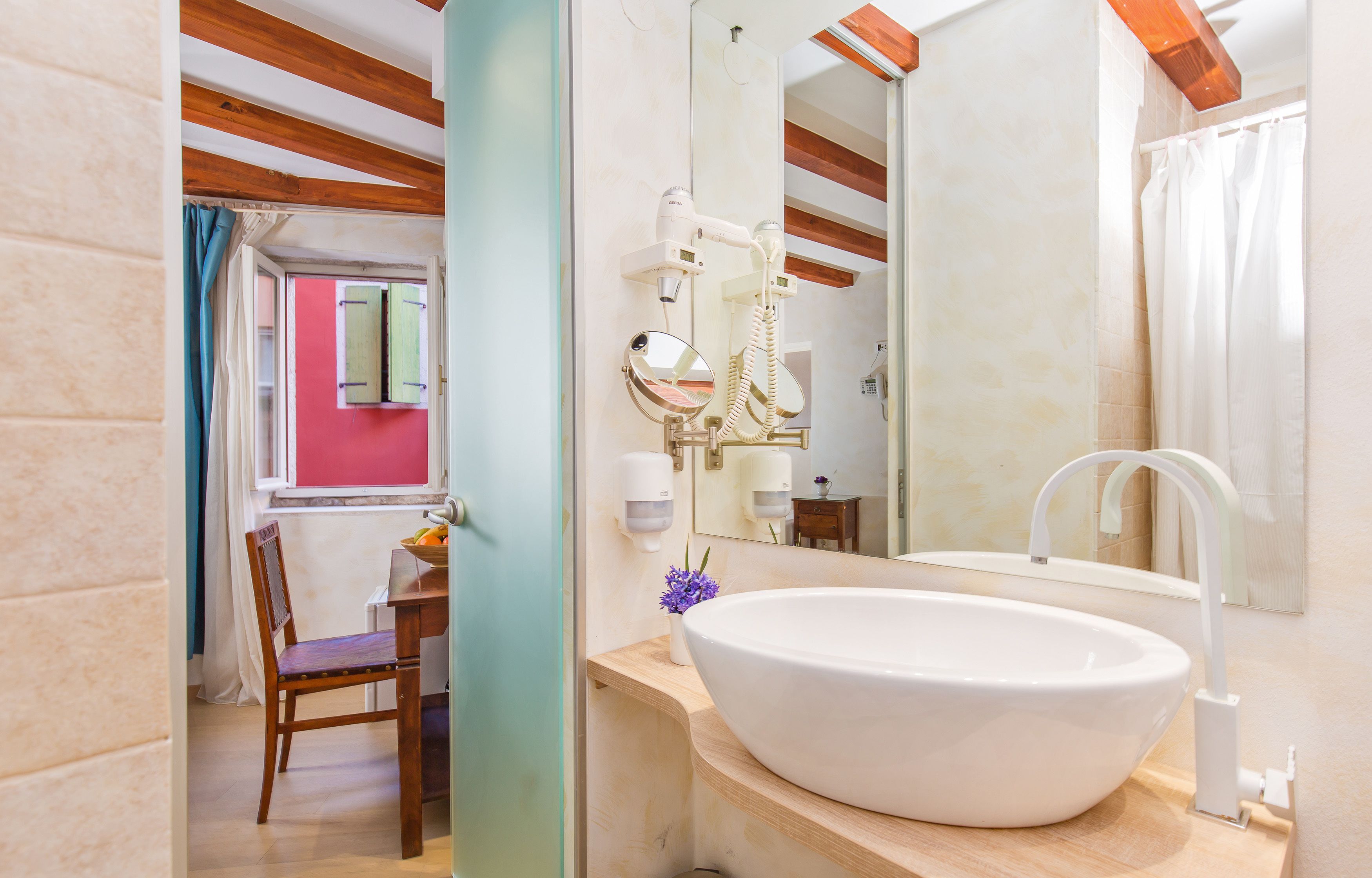 single room | bathroom sink