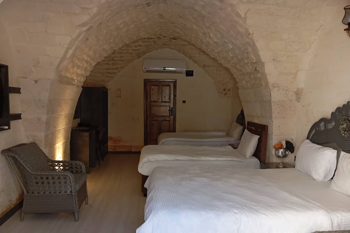 Superior Room | Premium bedding, minibar, desk, soundproofing