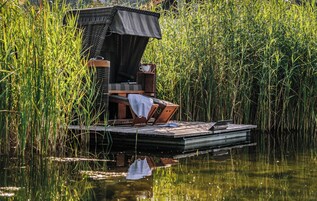 Sauna, steam room, body treatments, hot stone massages