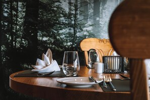 Breakfast, lunch and dinner served - Haubers Naturresort (Oberstaufen)