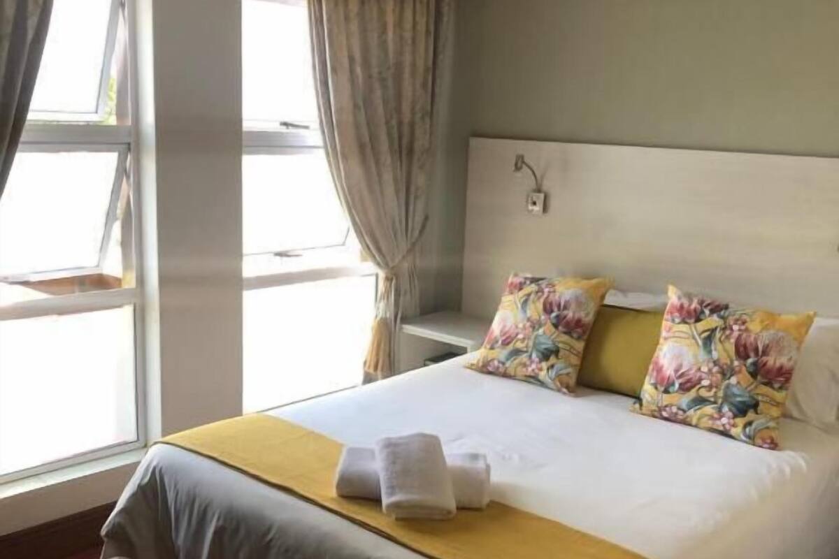 Standard Double Room | 1 bedroom, premium bedding, in-room safe, blackout drapes
