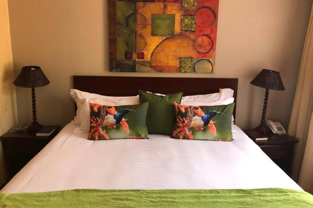 Self Catering Unit | 1 bedroom, premium bedding, in-room safe, blackout drapes