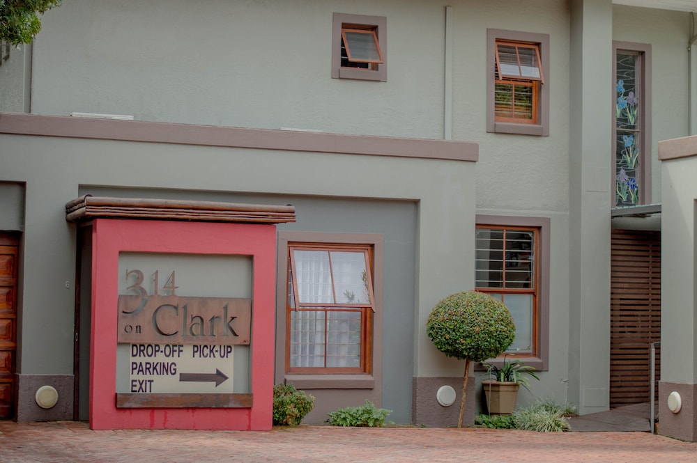 314 on Clark Guest House by null