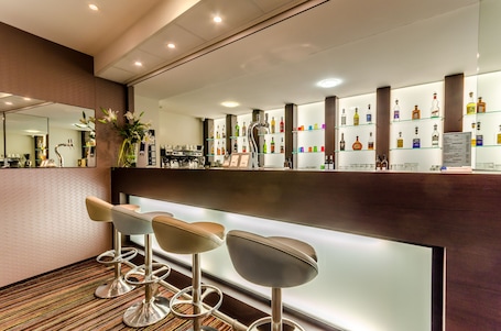 Helgon Hotel – Lourdes Pyrenees