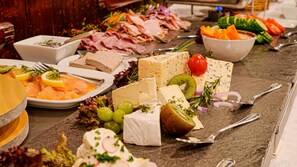 Daily buffet breakfast (DKK 130 per person)