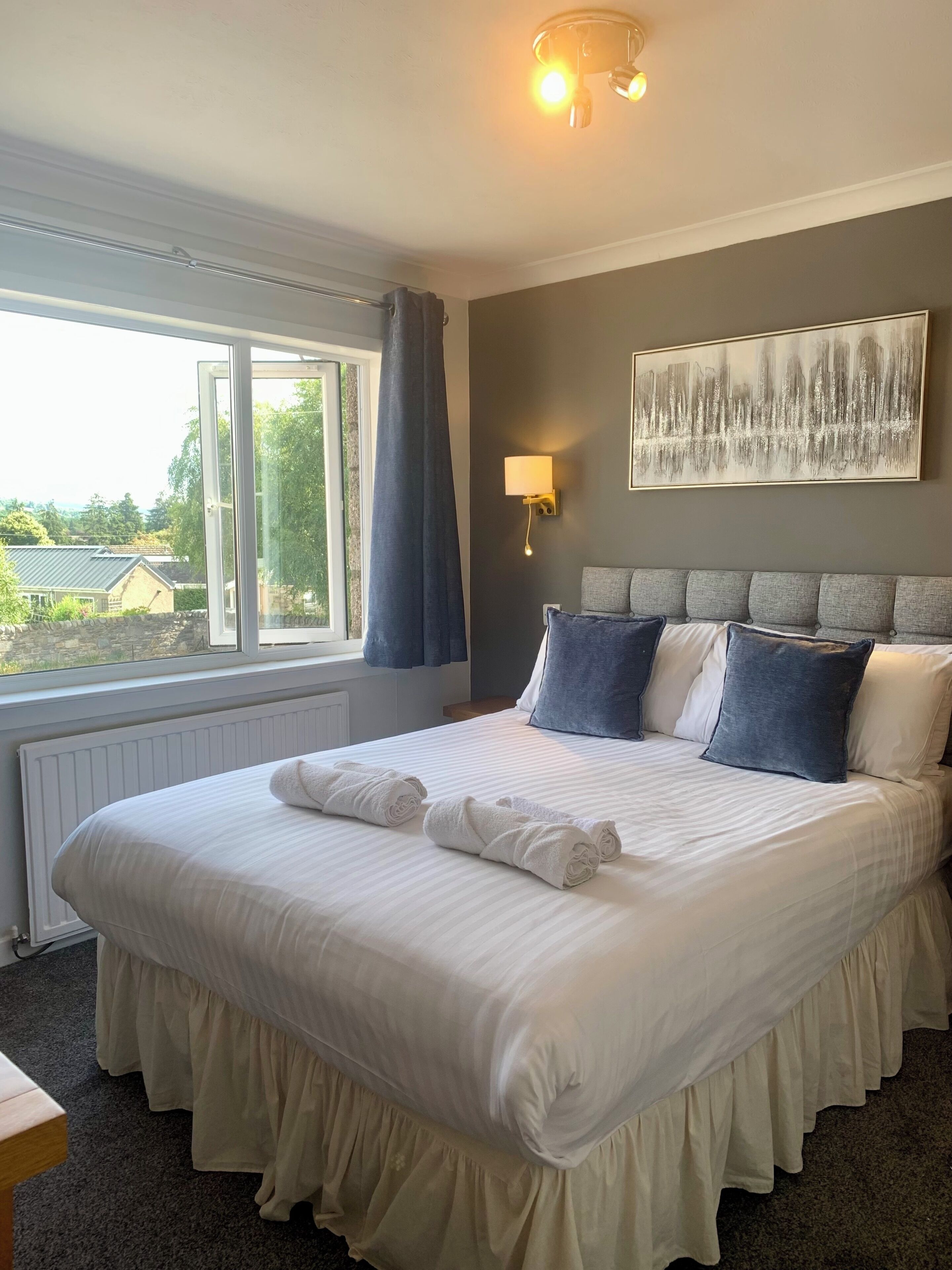 Economy Double Room | Individually decorated, individually furnished, free WiFi, bed sheets