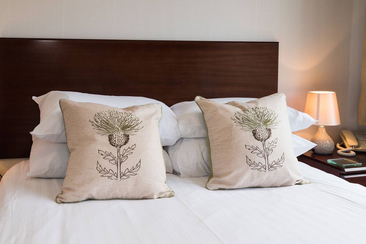 Quarto casal | Wi-Fi de cortesia, individualmente decorados, individualmente mobiliados