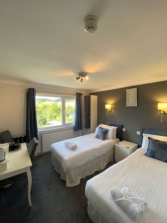Twin Room | 1 bedroom, individually decorated, individually furnished, free WiFi
