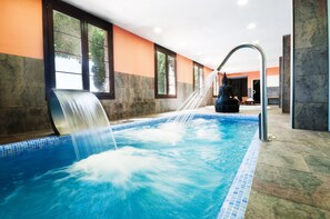 Sauna, hot tub, steam room, body treatments, hydrotherapy