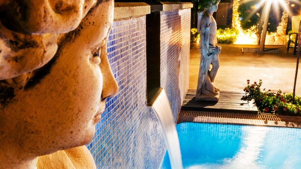 Outdoor pool - Hotel Palacio Villa de Alarcón (Alarcon)