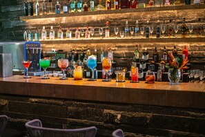3 bars/lounges, poolside bar, beach bar - The Westin Porto de Galinhas, an All-Inclusive Resort (Ipojuca)