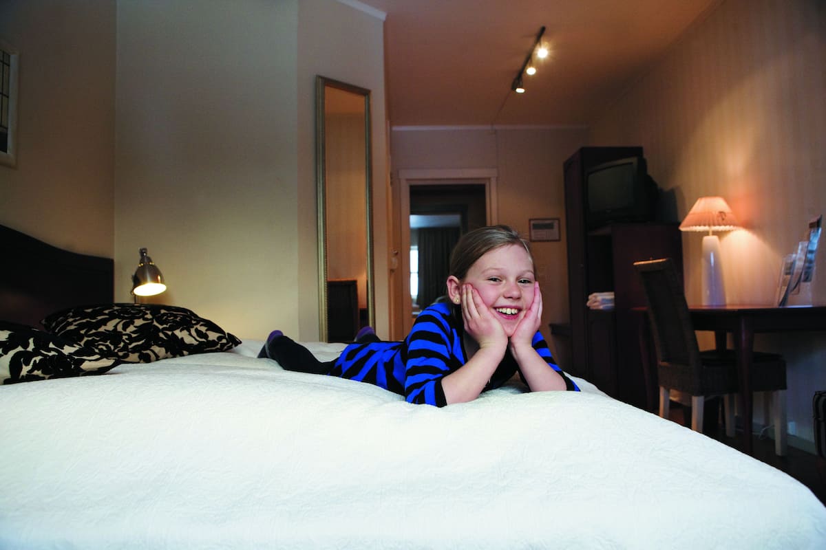 double room | 1 bedroom, hypo-allergenic bedding, pillow-top beds, desk