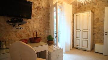 Suite, Garden View (Blue) | Egyptian cotton sheets, premium bedding, down comforters