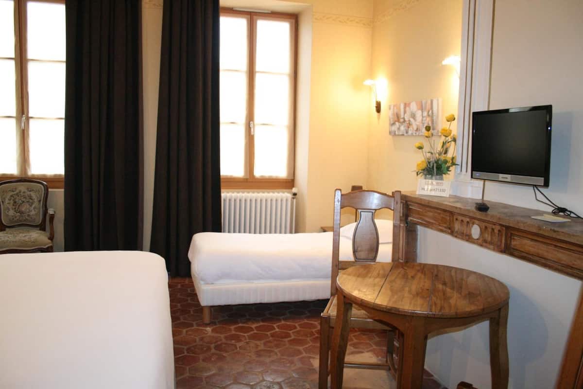 in-room safe, desk, free cots/infant beds, free wifi