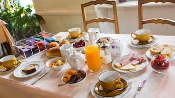 Daily buffet breakfast (EUR 10 per person)