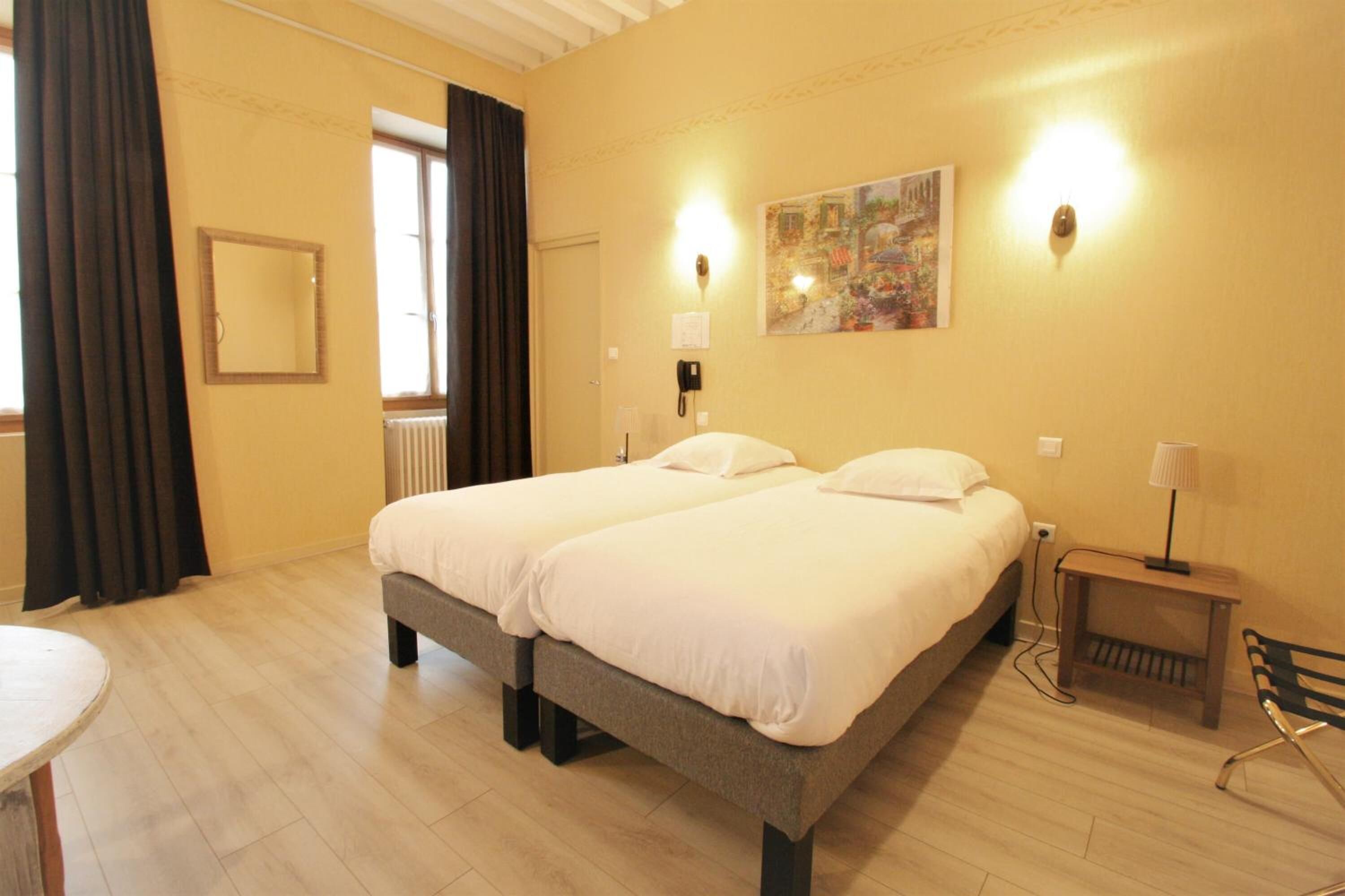 In-room safe, desk, free cribs/infant beds, free WiFi