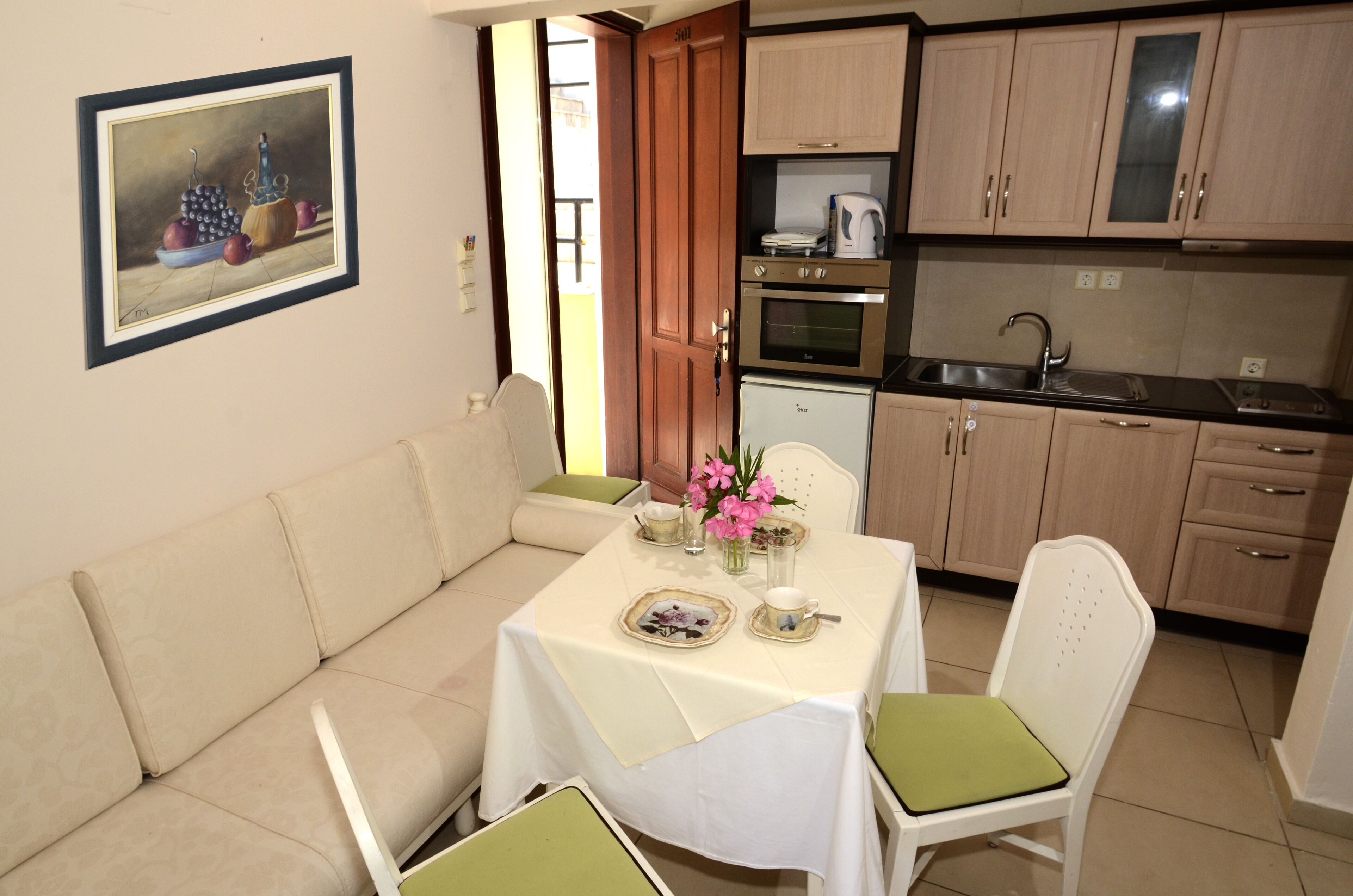 family apartment, 2 bedrooms, connecting rooms, sea facing | private kitchen