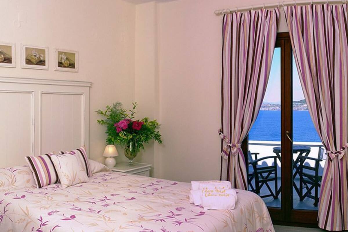Family Apartment, 2 Bedrooms, Connecting Rooms, Sea Facing | Minibar, soundproofing, WiFi (free), bed sheets
