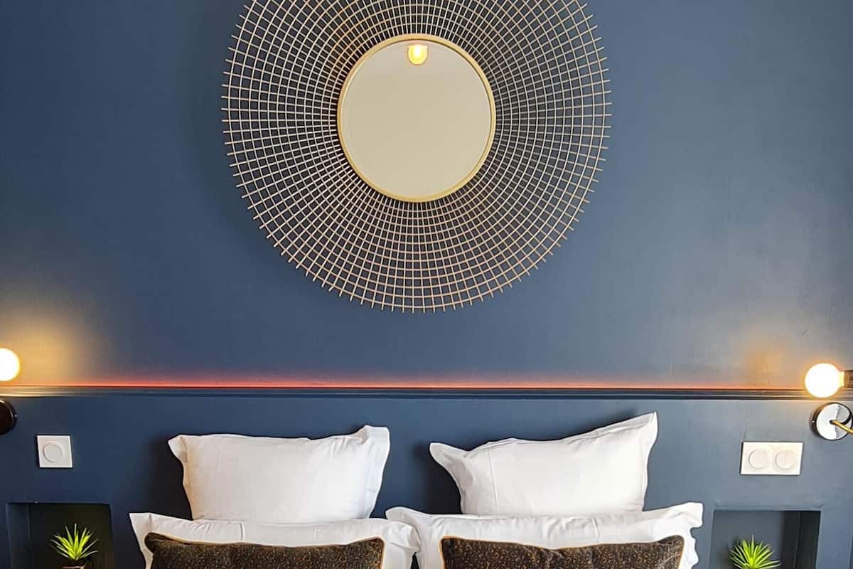 standard suite, city view