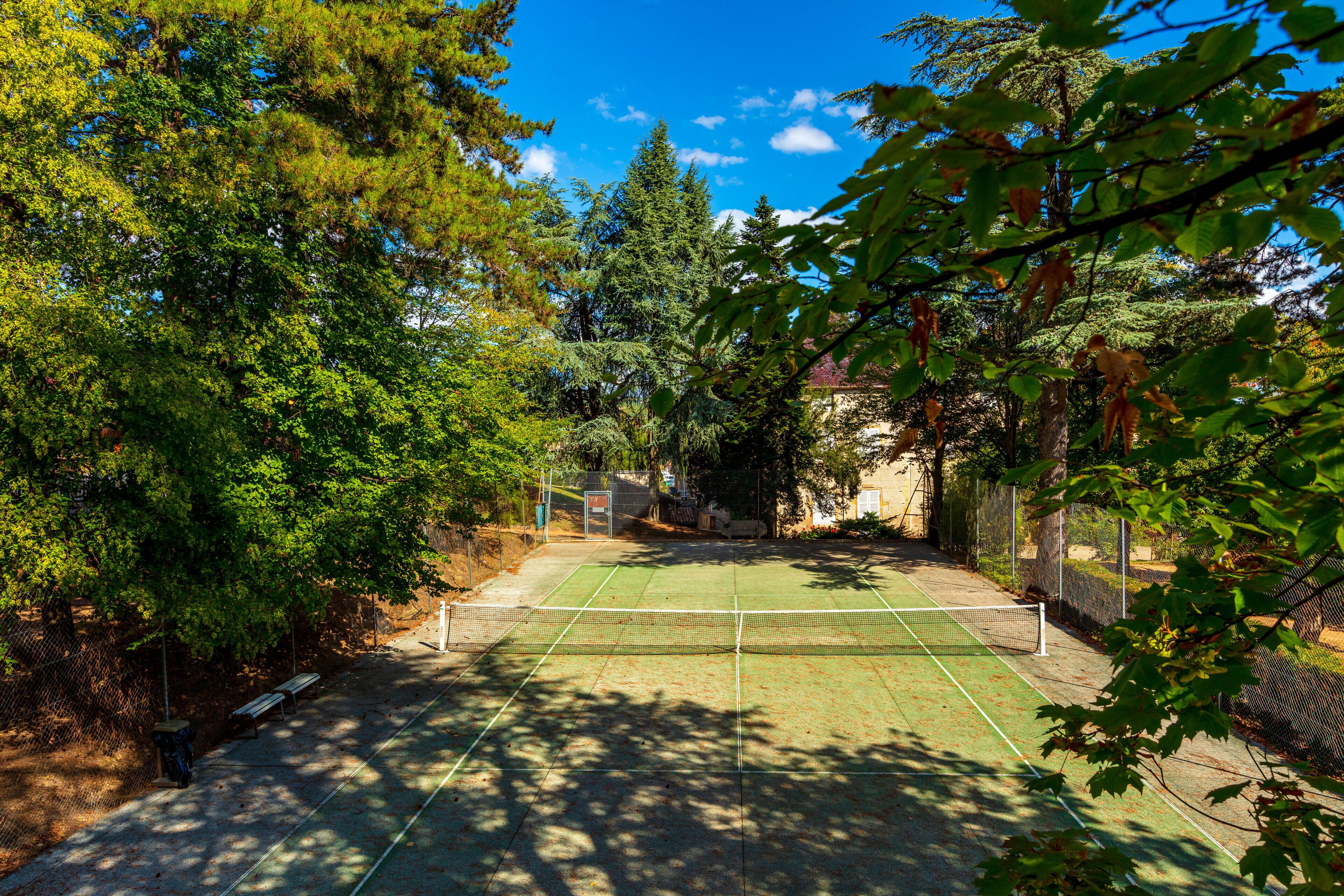 tennis court