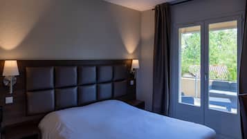 Bureau, chambres insonorisées, Wi-Fi gratuit, draps fournis