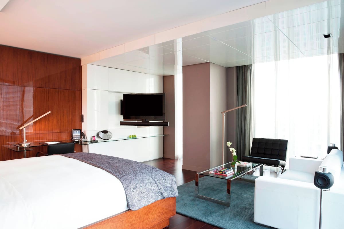 1 slaapkamer, luxe beddengoed, donzen dekbedden, een kluis op de kamer