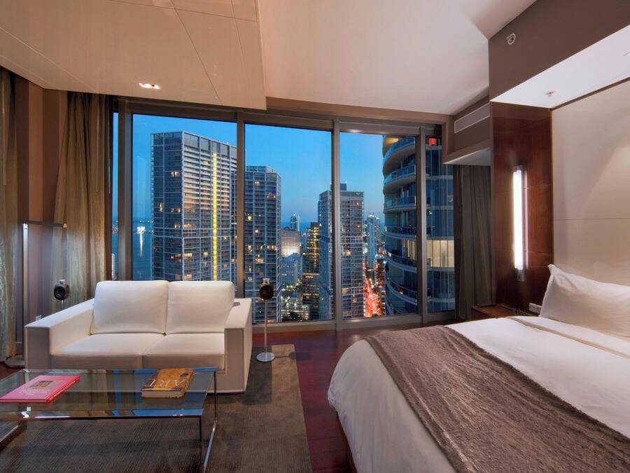 Room, 1 King Bed (Klee) | 1 bedroom, premium bedding, down duvets, in-room safe