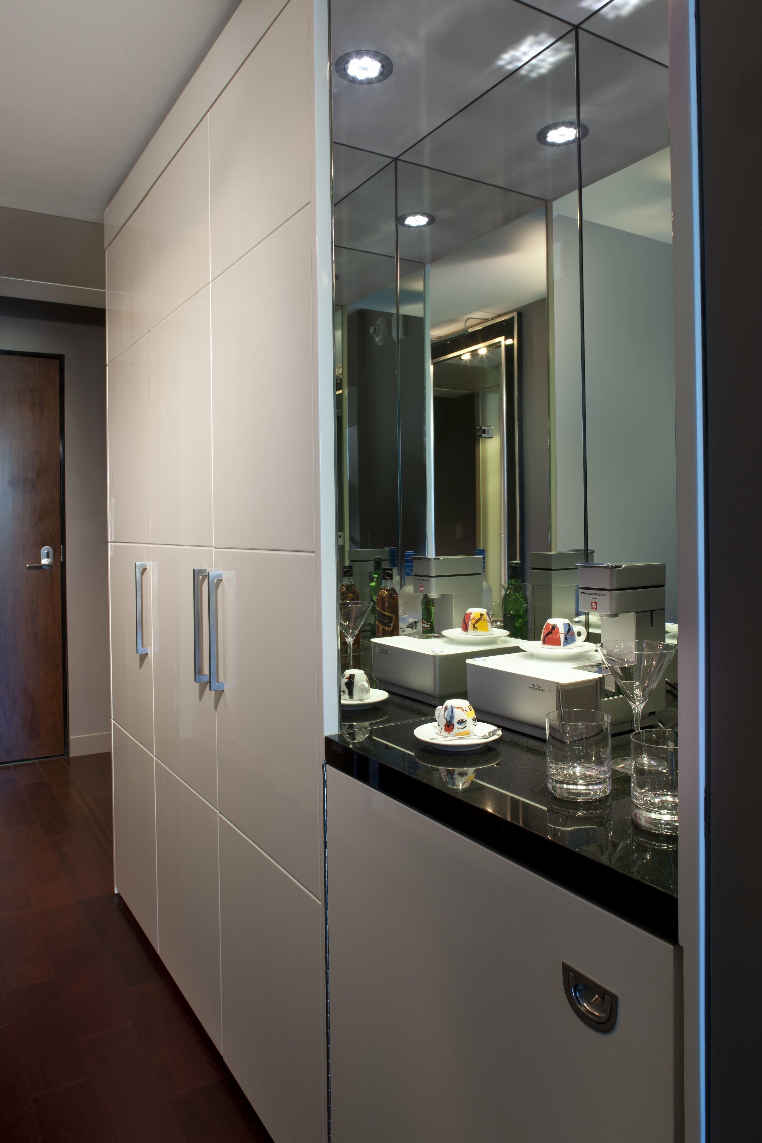 1 bedroom, premium bedding, down duvets, in-room safe