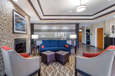 Comfort Inn & Suites Glenpool